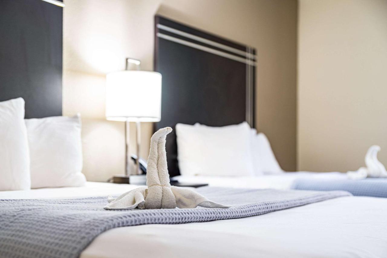  | Econo Lodge Streetsboro