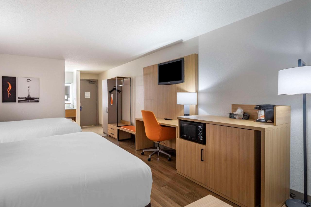 Queen Room with Two Queen Beds - Non-Smoking at Comfort Inn & Suites Nashville Downtown – Stadium