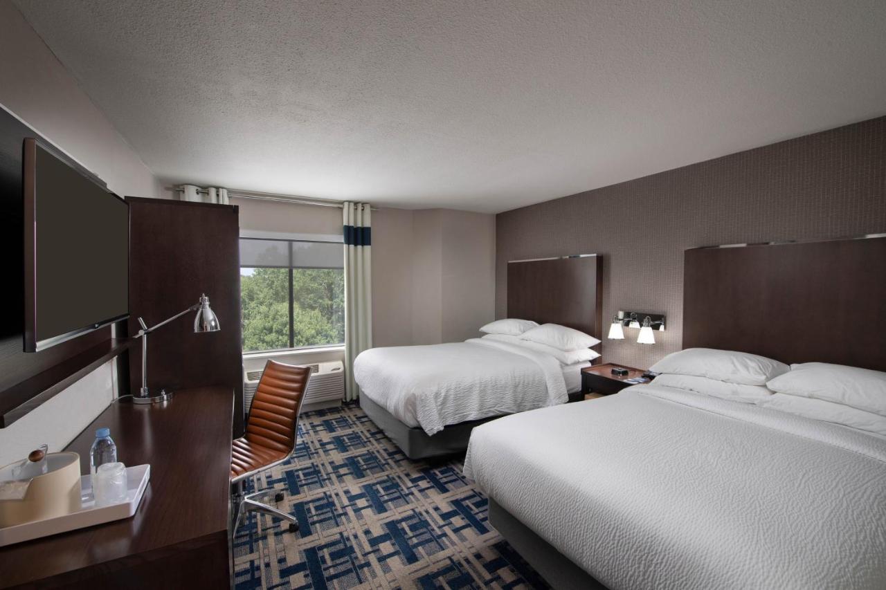| Four Points by Sheraton Charlotte - Lake Norman
