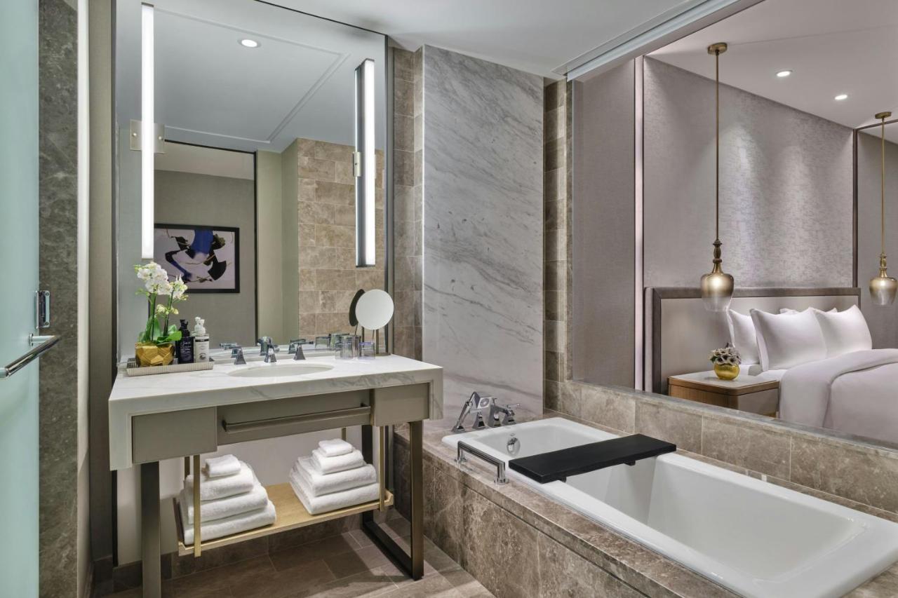 Superior King Room at The St. Regis Chicago