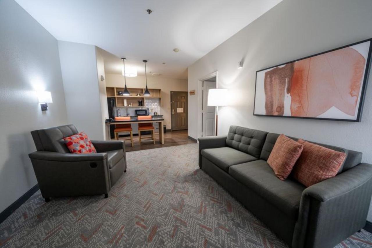 Queen Suite - Non-Smoking at Candlewood Suites Baytown by IHG