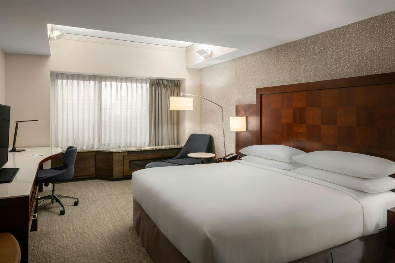 | Renaissance Seattle Hotel