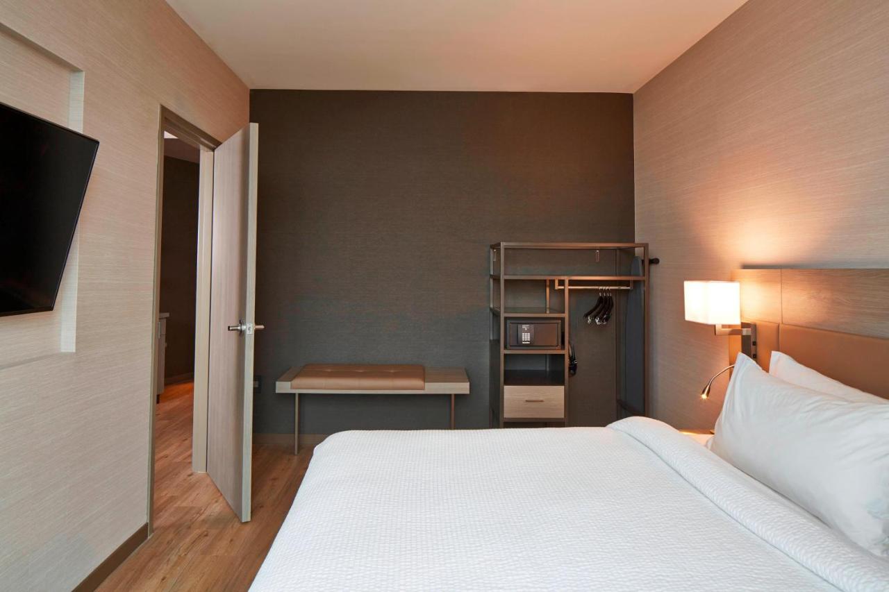 | AC Hotel Columbus Dublin