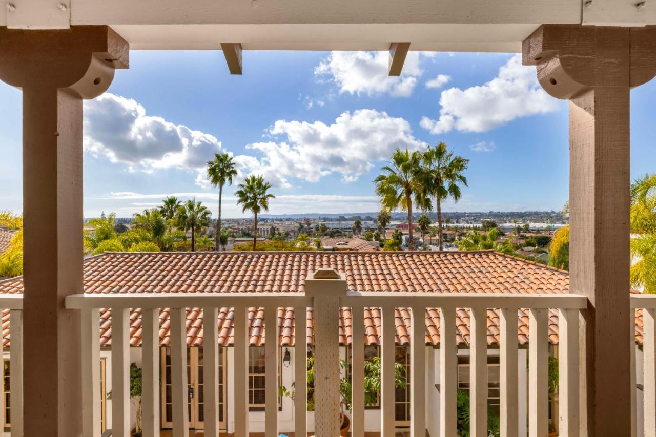 King Suite at Best Western Plus Hacienda Hotel Old Town