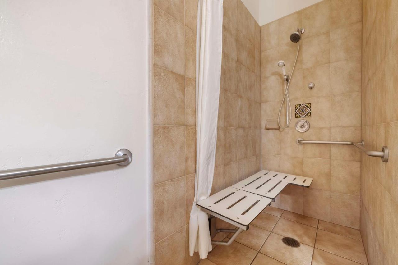  | Best Western Plus Hacienda Hotel Old Town