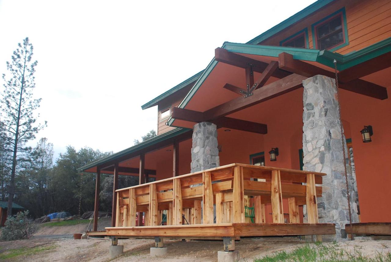 | Sierra Trails Inn