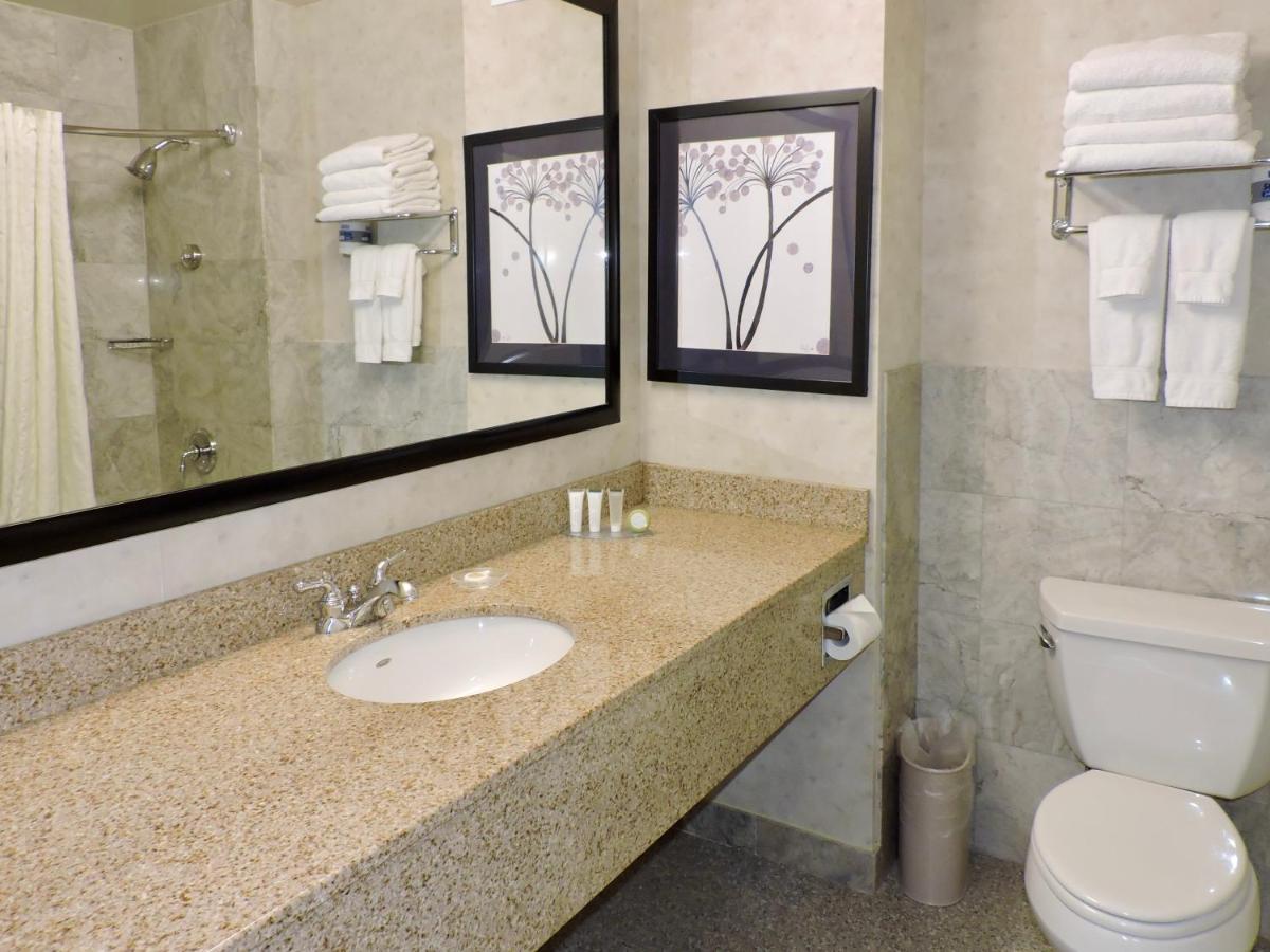  | Marco LaGuardia Hotel