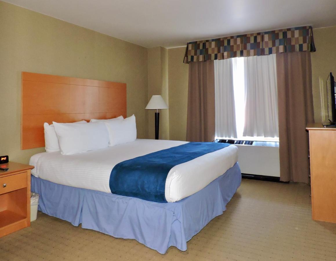  | Marco LaGuardia Hotel