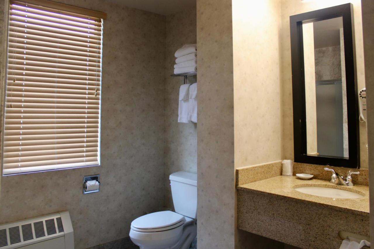  | Marco LaGuardia Hotel