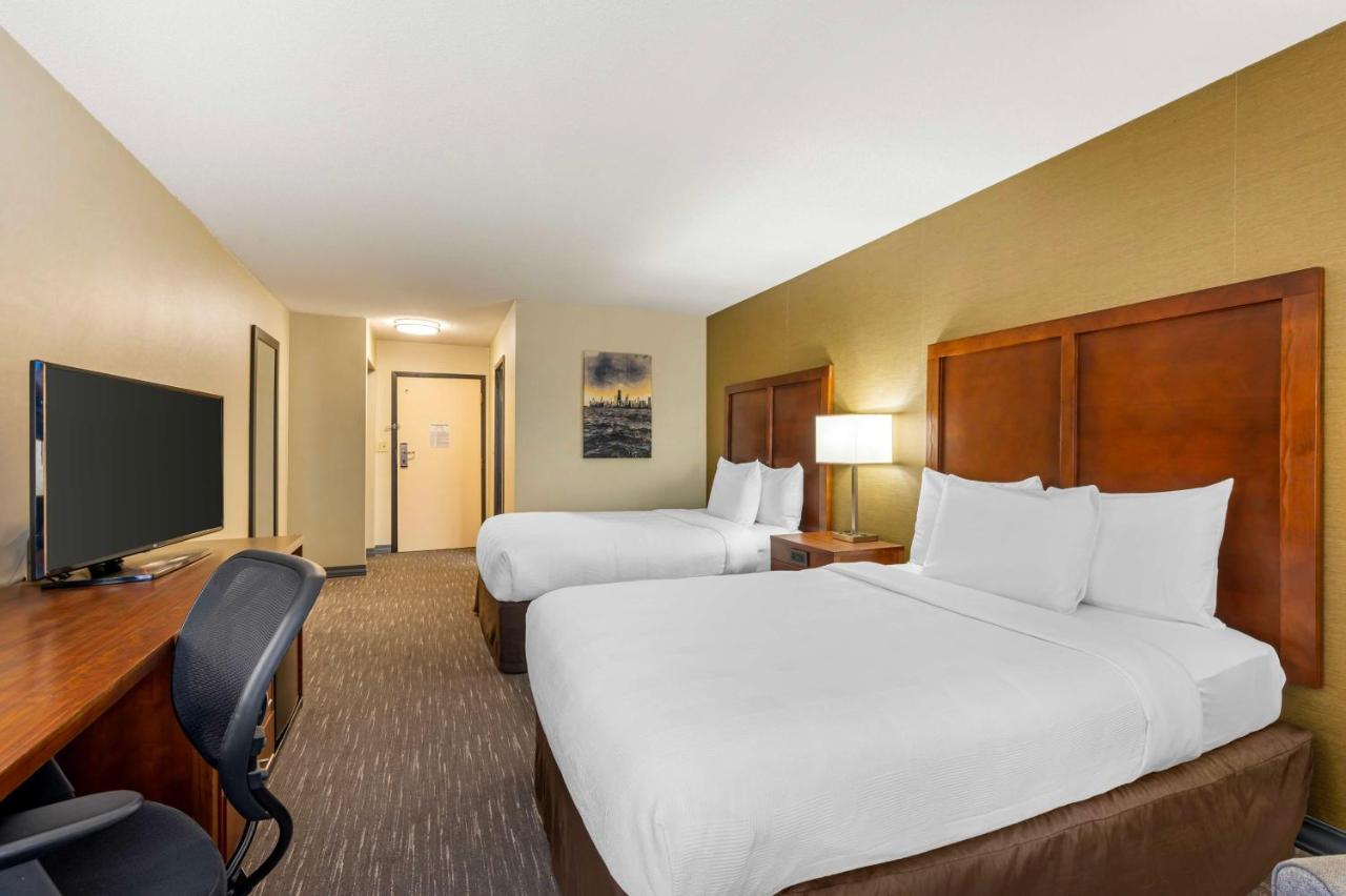 Double Room with Two Double Beds at Best Western Chicago - Downers Grove