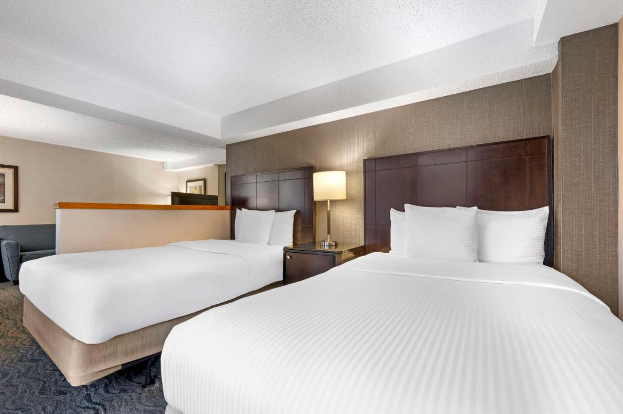 Double Room with Two Double Beds - Disability Access/Non-Smoking at Best Western Grant Park Hotel