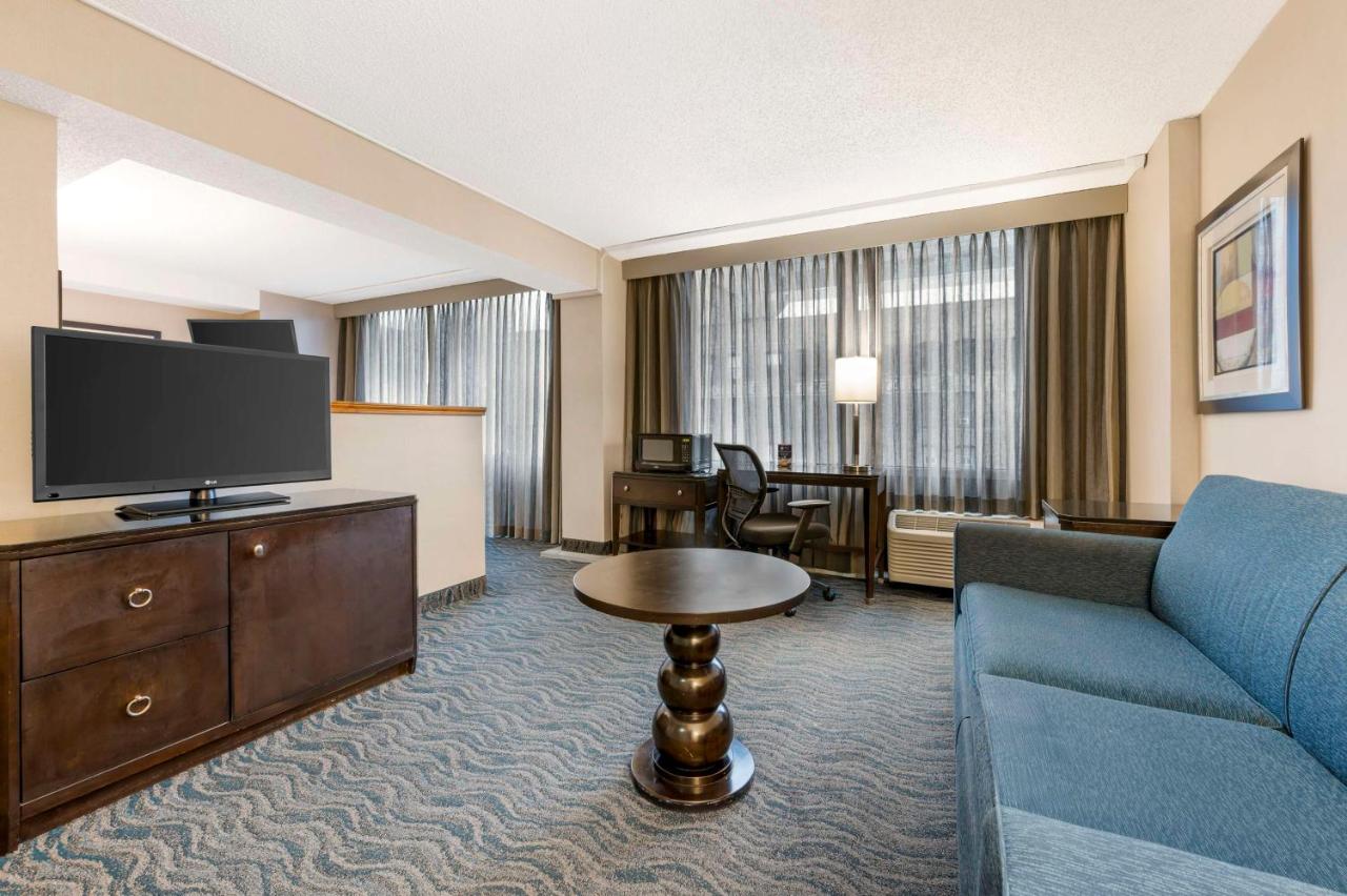 Double Room with Two Double Beds - Disability Access/Non-Smoking at Best Western Grant Park Hotel