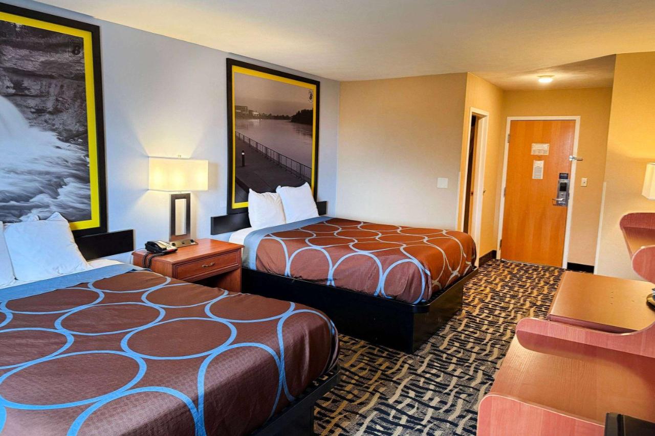 | Rodeway Inn Cozad