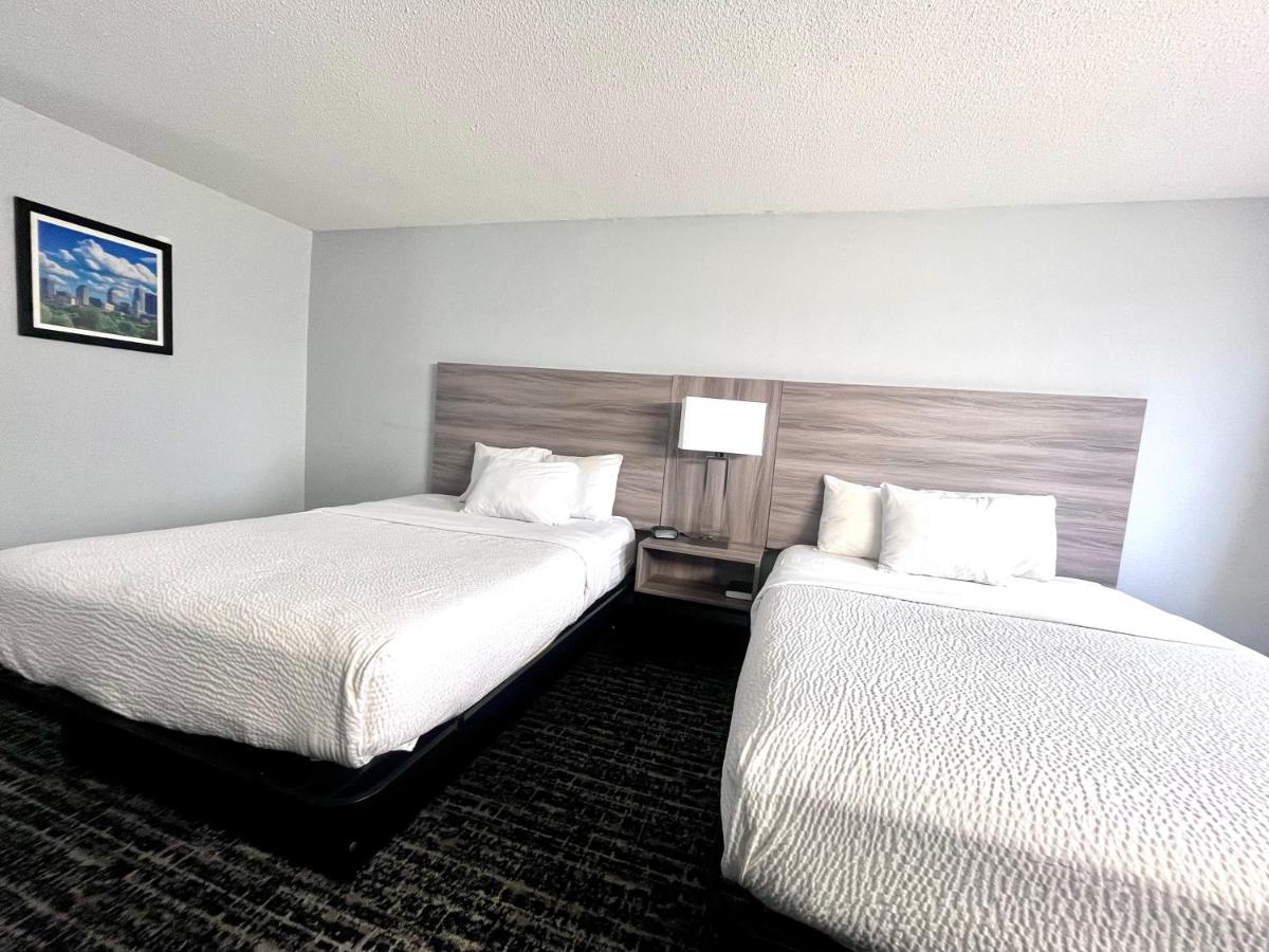 Queen Room with Two Queen Beds - Disability Access/Non-Smoking at Baymont by Wyndham Indianapolis South