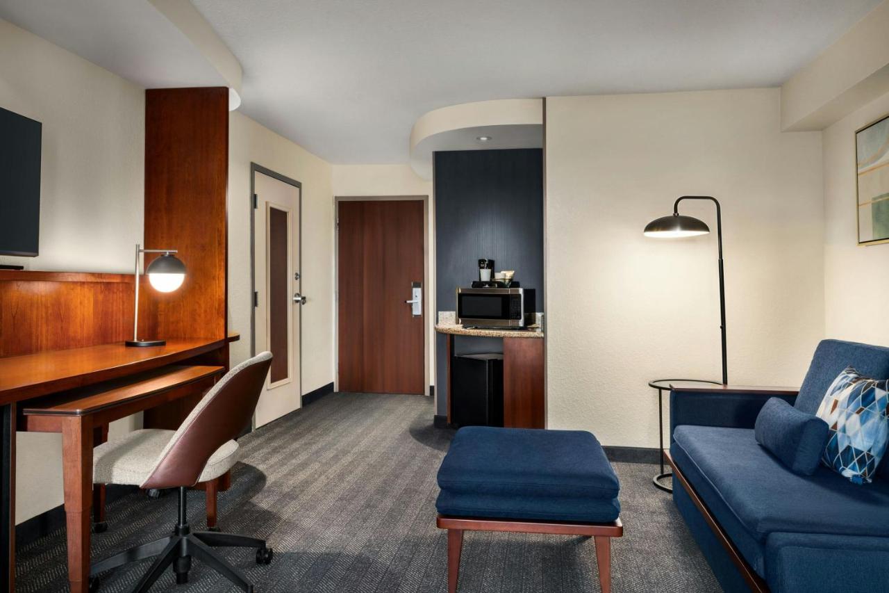  | Courtyard by Marriott Burlington Mt. Holly Westampton