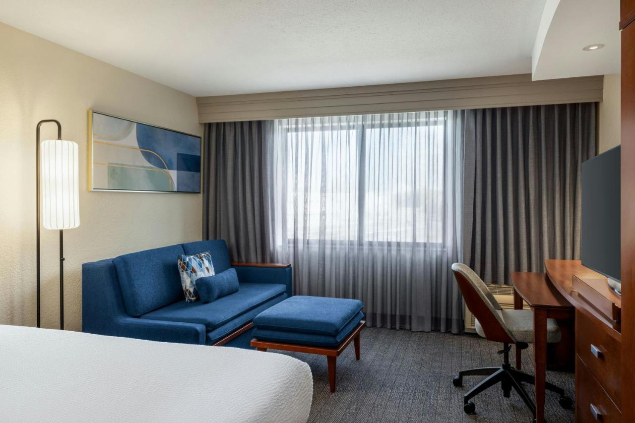  | Courtyard by Marriott Burlington Mt. Holly Westampton