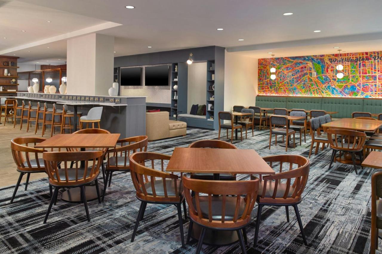 | Courtyard by Marriott Washington, DC/Foggy Bottom