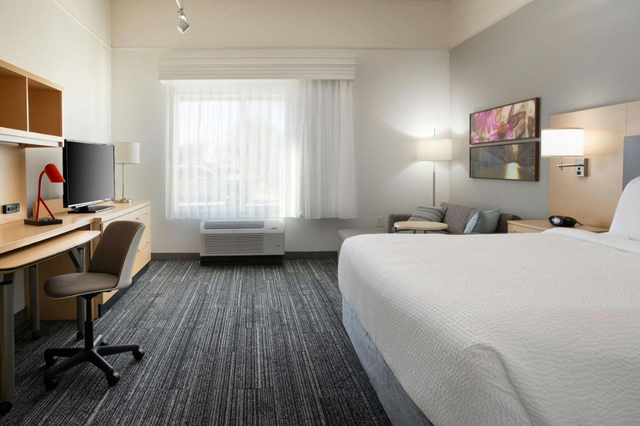 | TownePlace Suites by Marriott Laredo