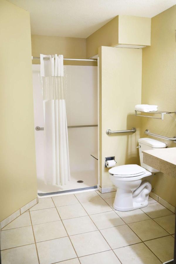 | Best Western Branson Inn and Conference Center