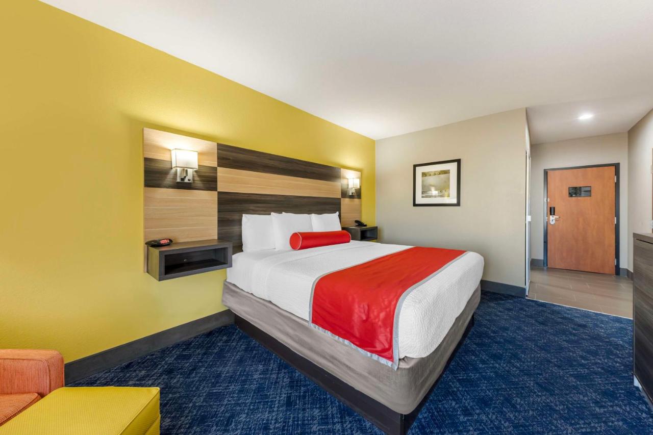 | Best Western Plus Midwest City Inn & Suites