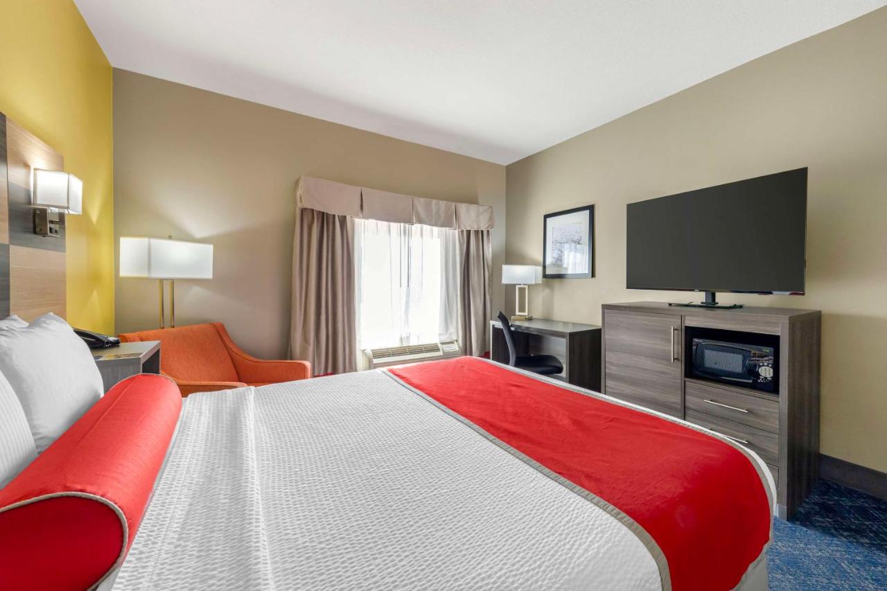 | Best Western Plus Midwest City Inn & Suites