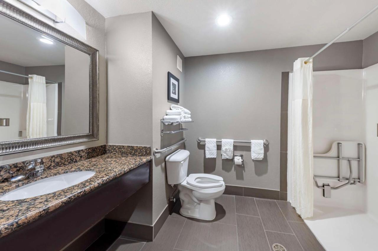 | Best Western Plus Midwest City Inn & Suites
