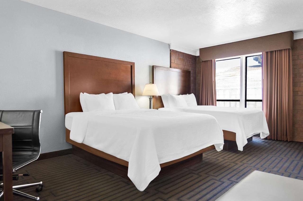 Queen Suite with Two Queen Beds at Best Western Pocatello Inn