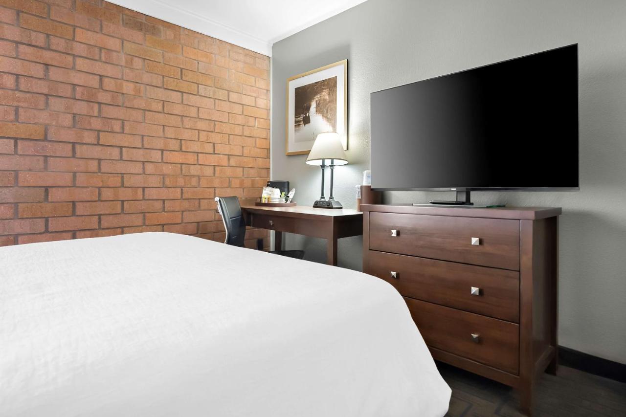 Economy Queen Room - Non-Smoking at Best Western Pocatello Inn