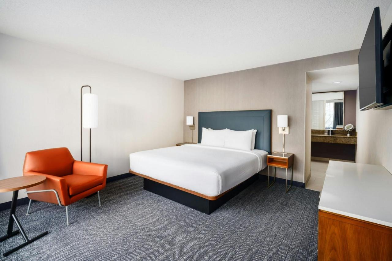 Executive King Suite with Sofa Bed at Courtyard by Marriott Atlanta Buckhead