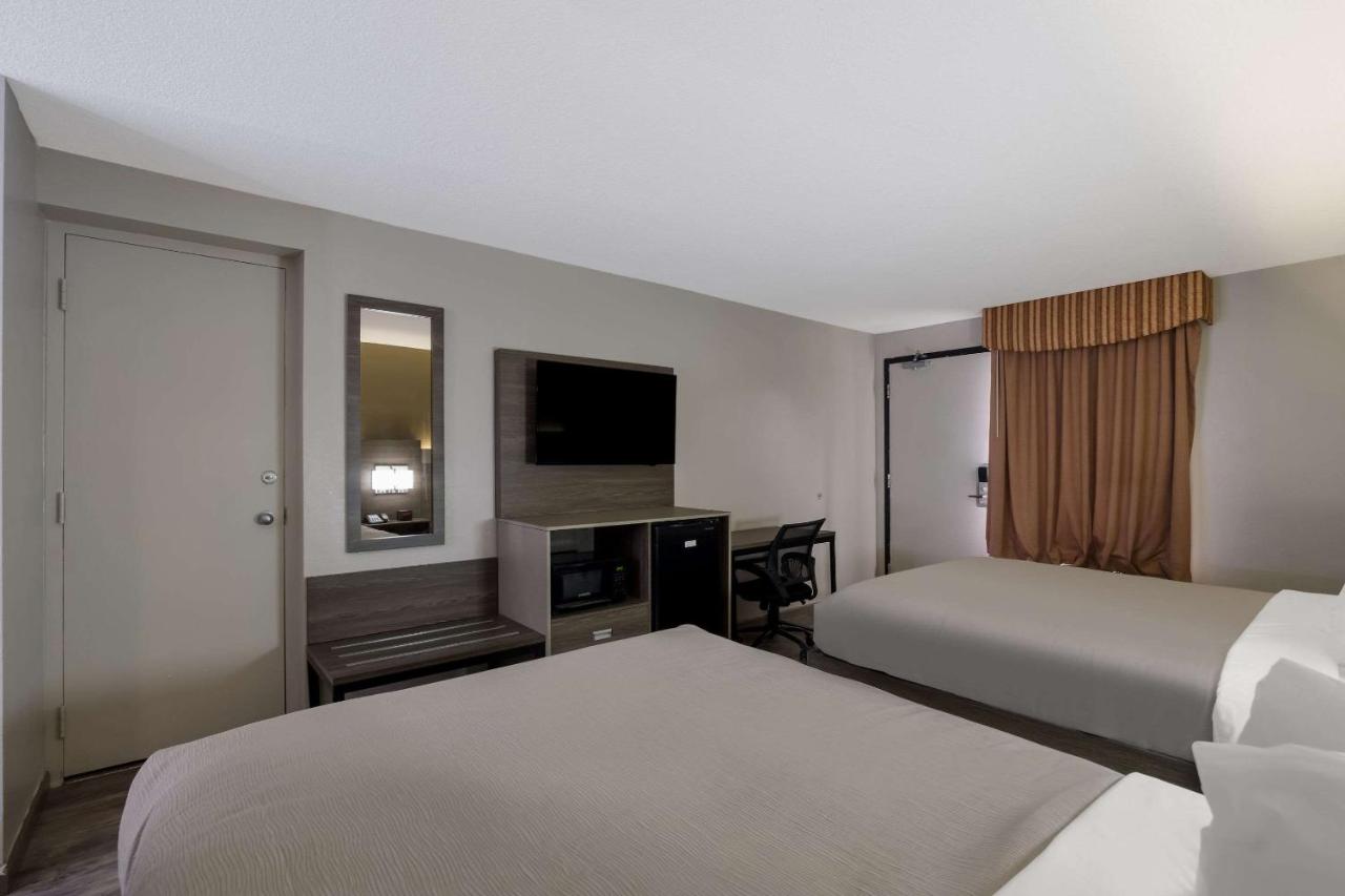 Double Room with Two Double Beds - Non-Smoking at Quality Inn Fort Jackson