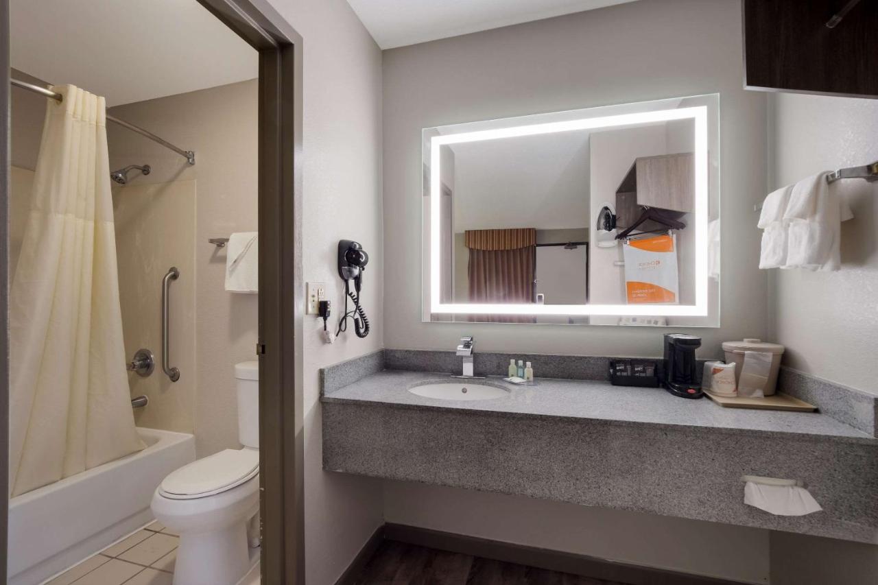 King Room - Non-Smoking at Quality Inn Fort Jackson
