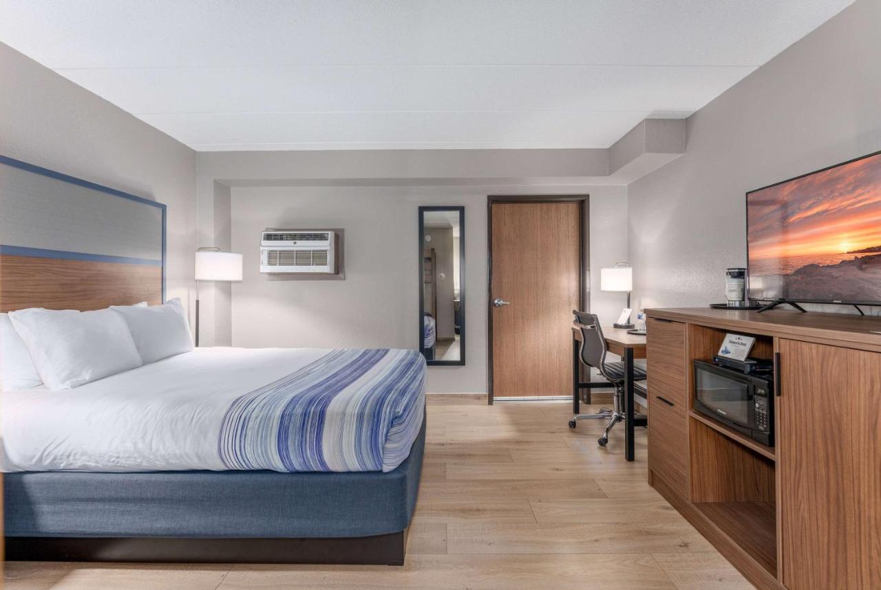 Deluxe Queen Room with Two Queen Beds - Non-Smoking at AmericInn by Wyndham New Richmond