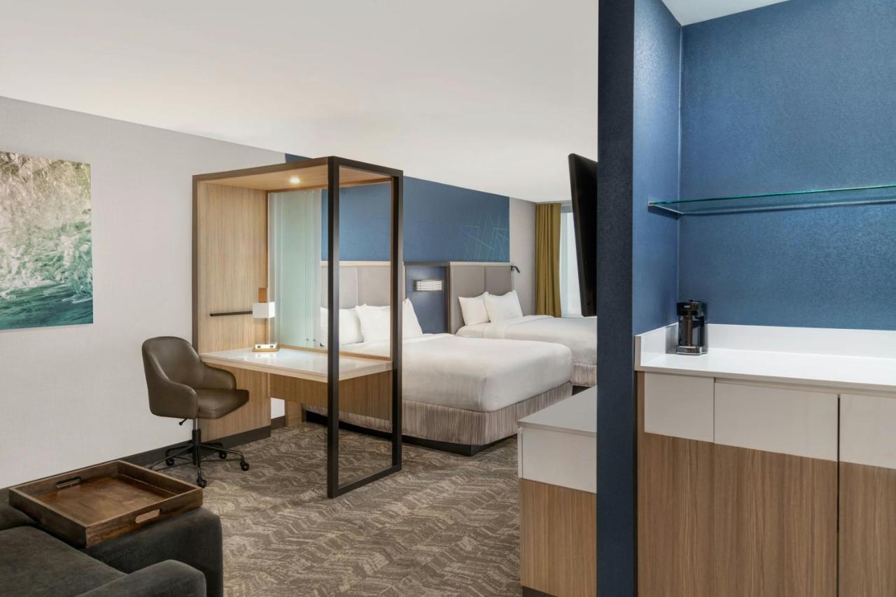 | SpringHill Suites Holland