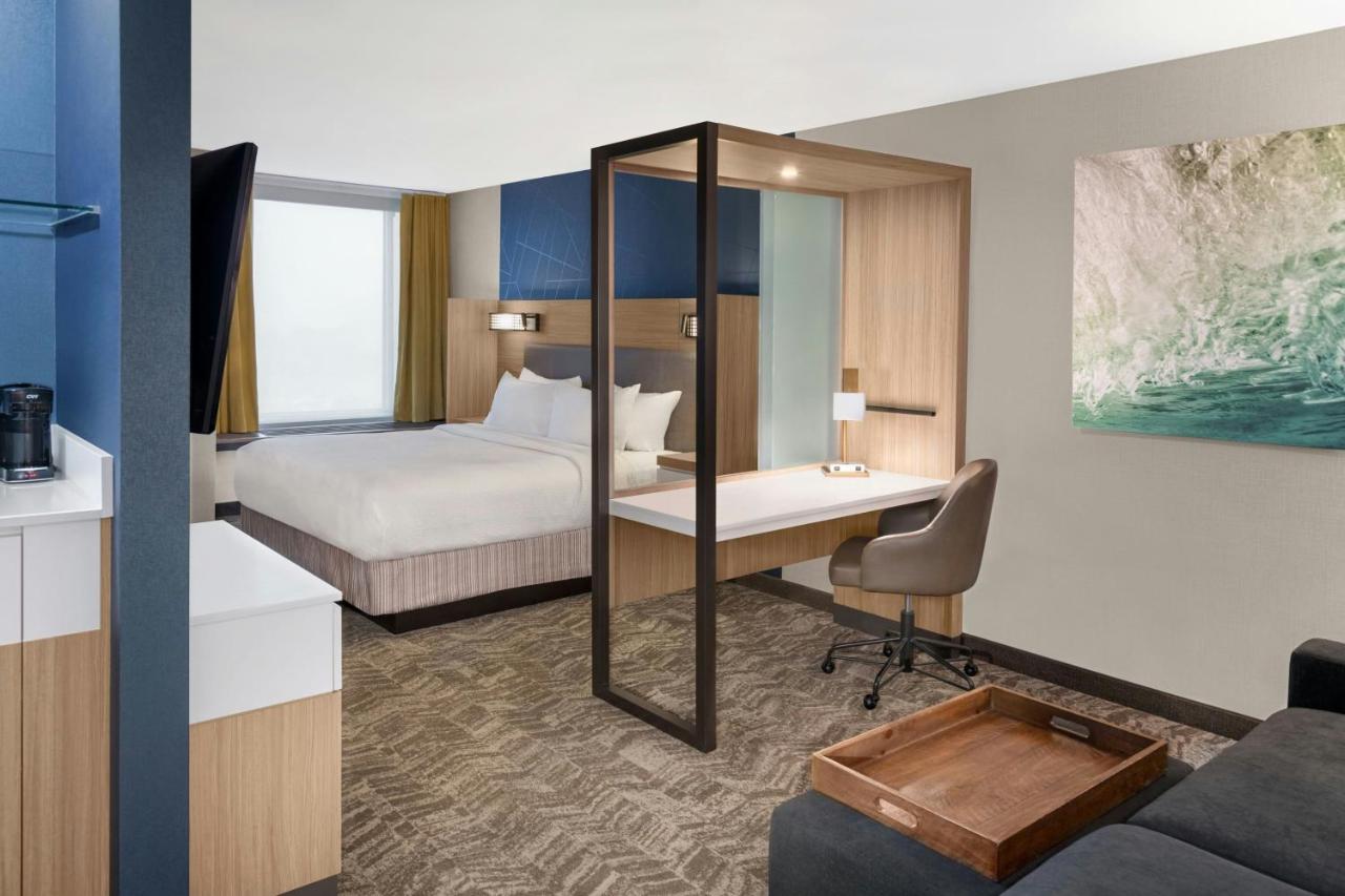 | SpringHill Suites Holland
