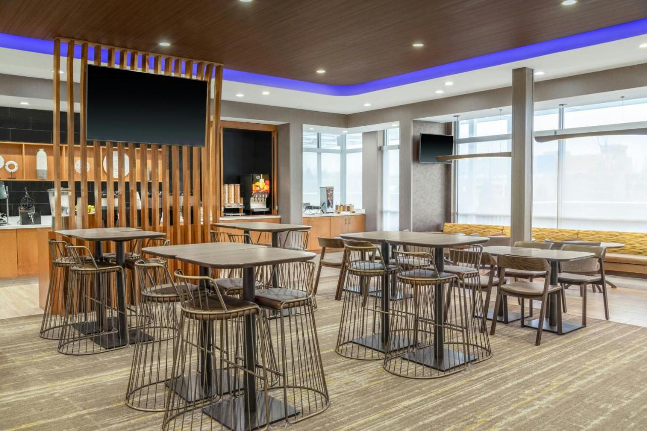 | SpringHill Suites Holland