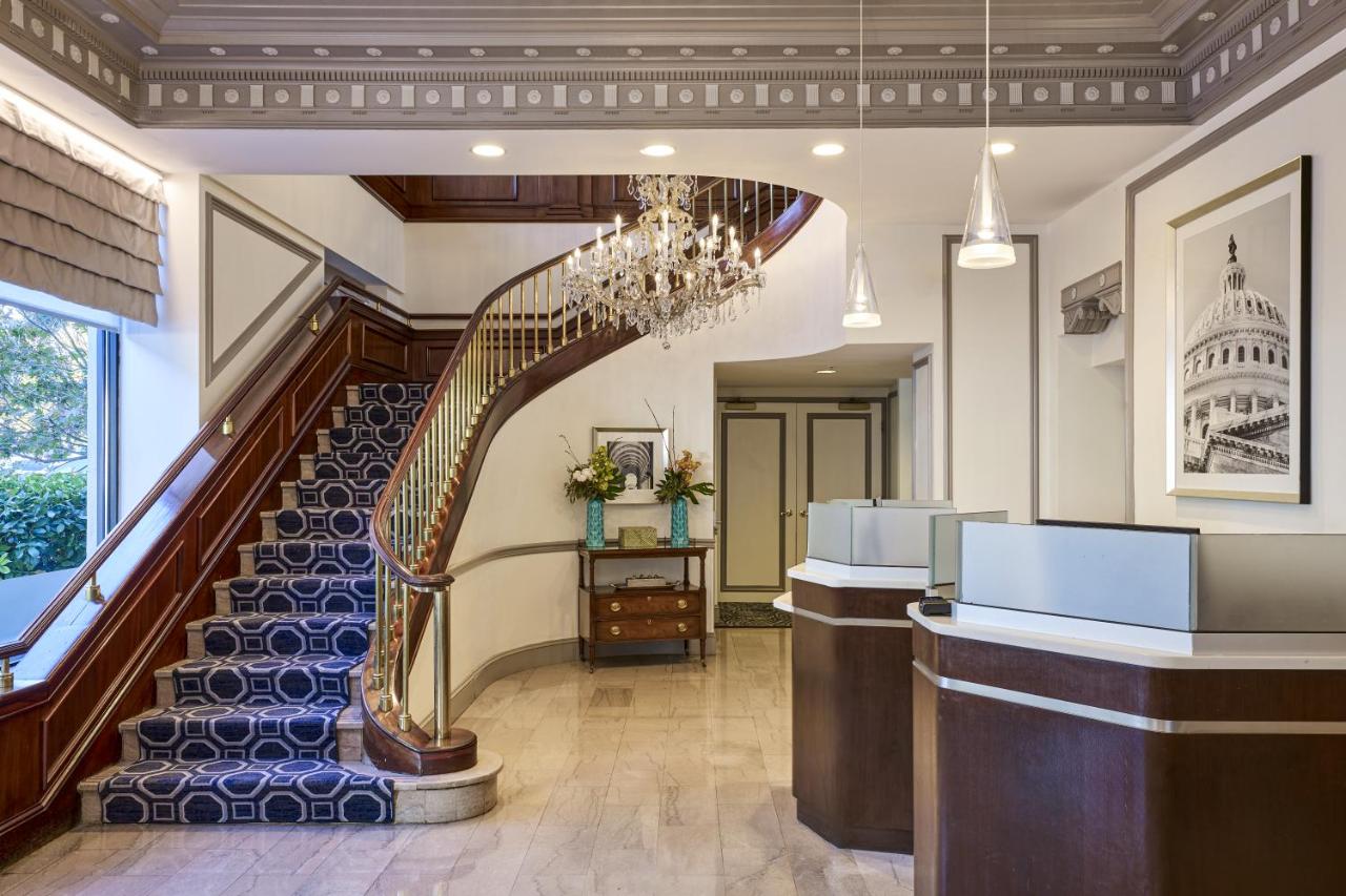 | Phoenix Park Hotel