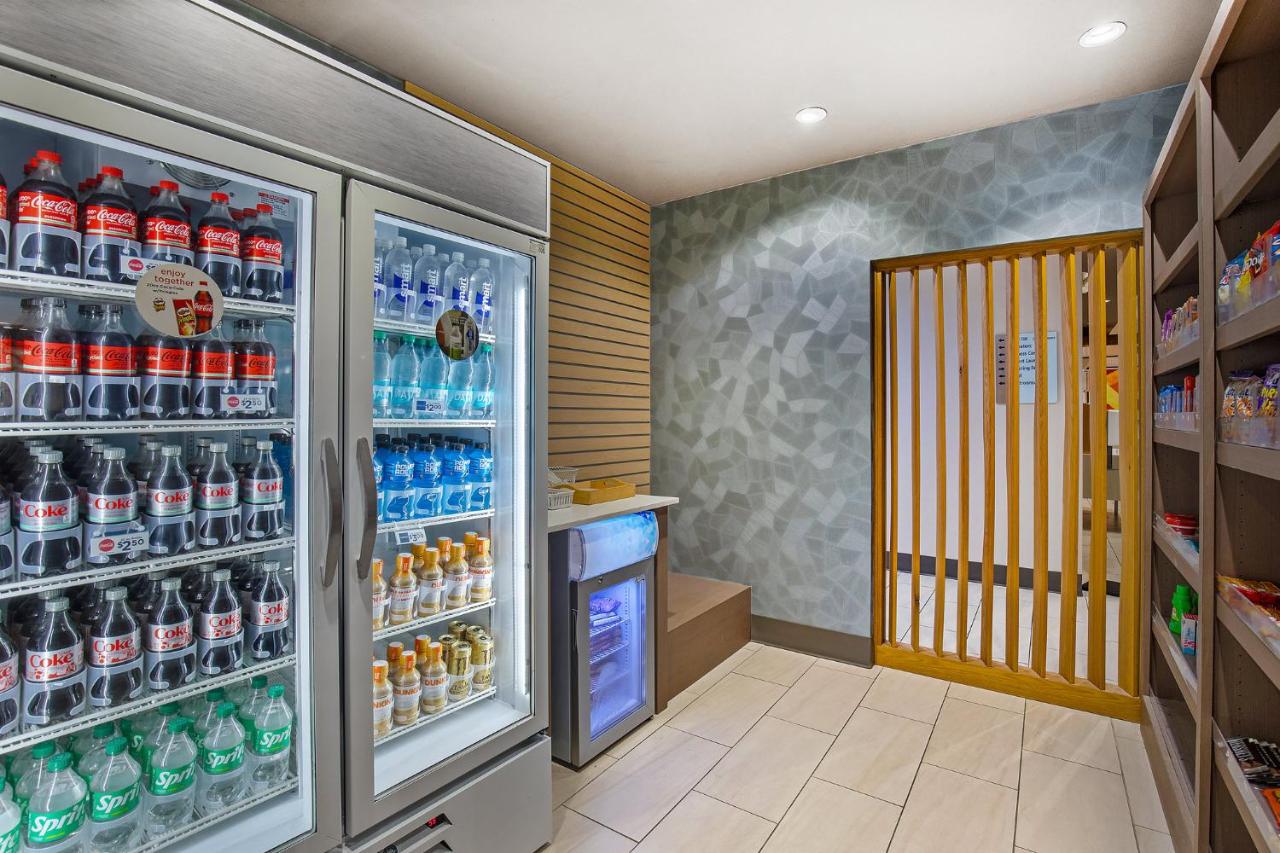  | Holiday Inn Express & Suites Carrollton West, an IHG Hotel