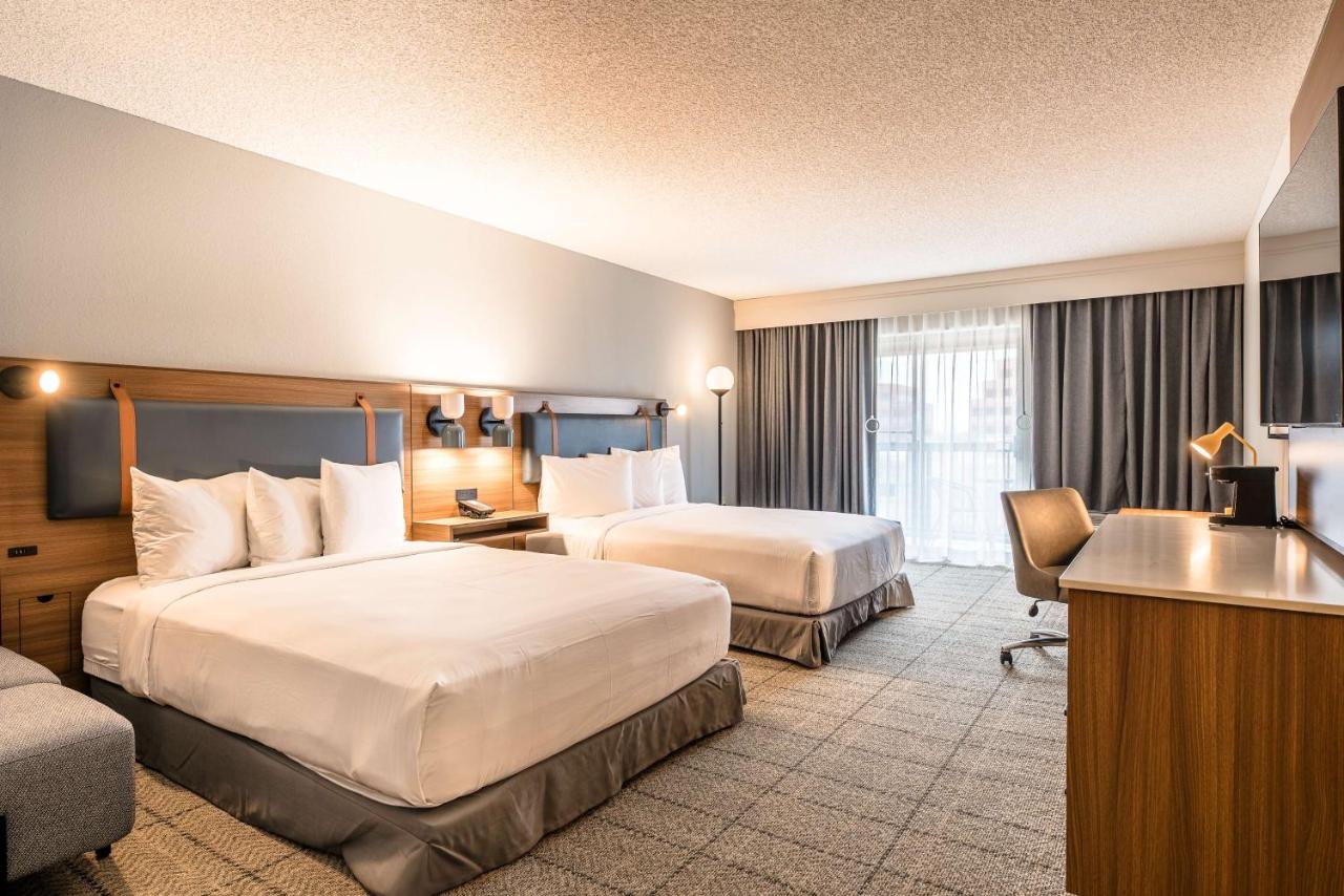 Guestroom Two Queens - Hearing Accessible at Sonesta Select Dallas Richardson