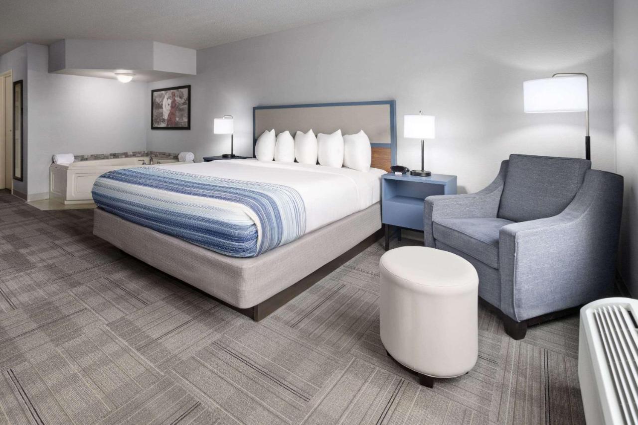 Deluxe King Room - Non-Smoking at AmericInn by Wyndham Iron Mountain