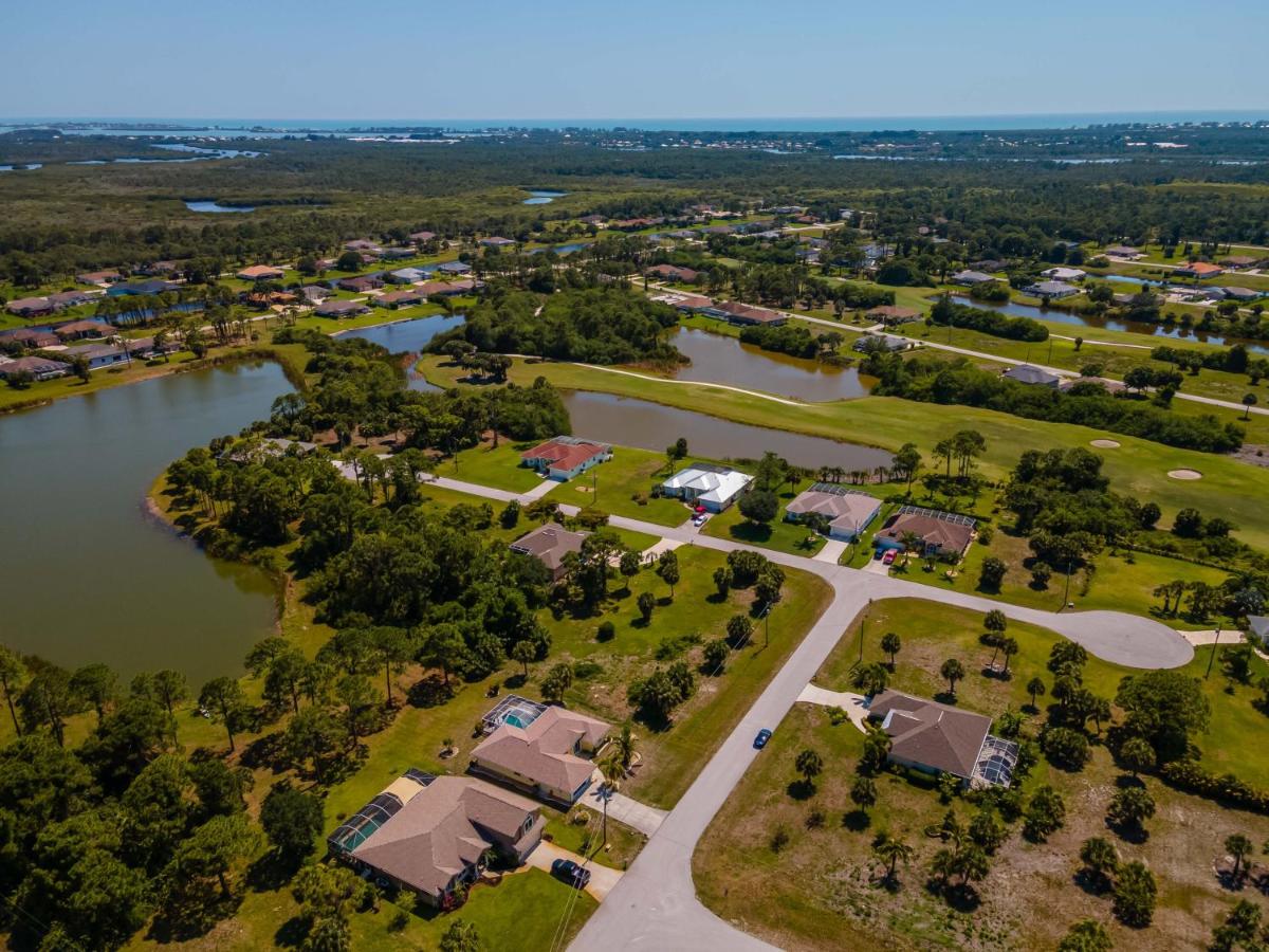 | Westons Water Watch - Private Villa with heated pool - sleeps 6