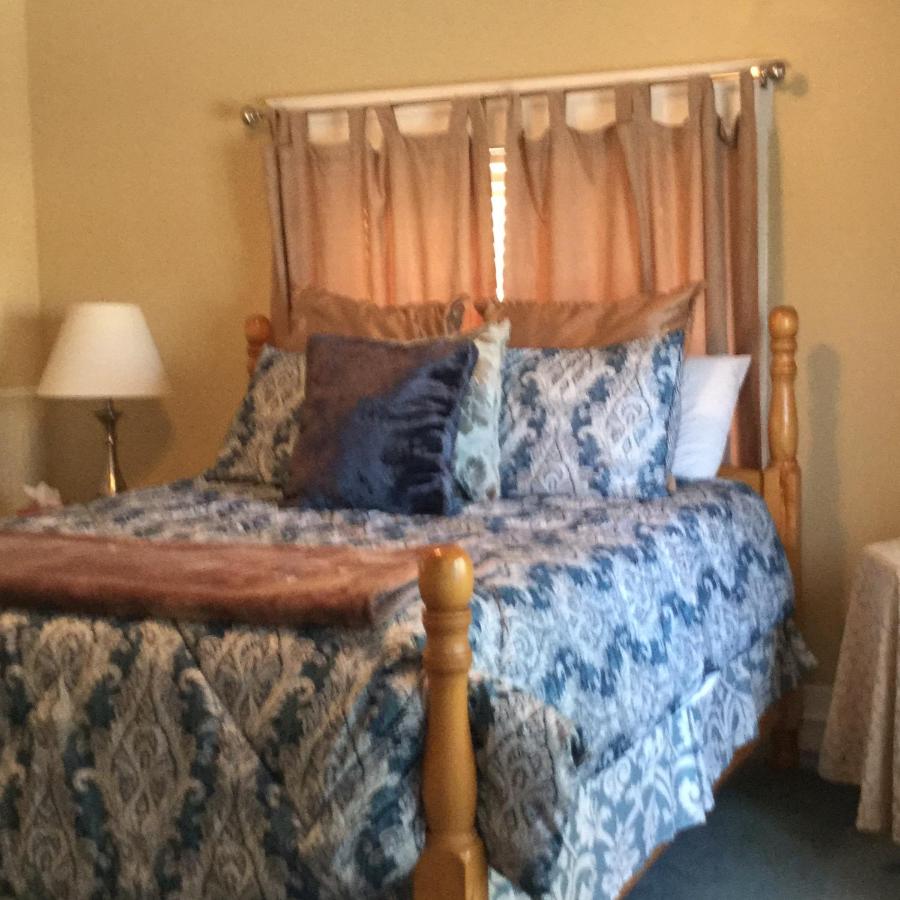 | Sunnyside Inn Bed &Breakfast