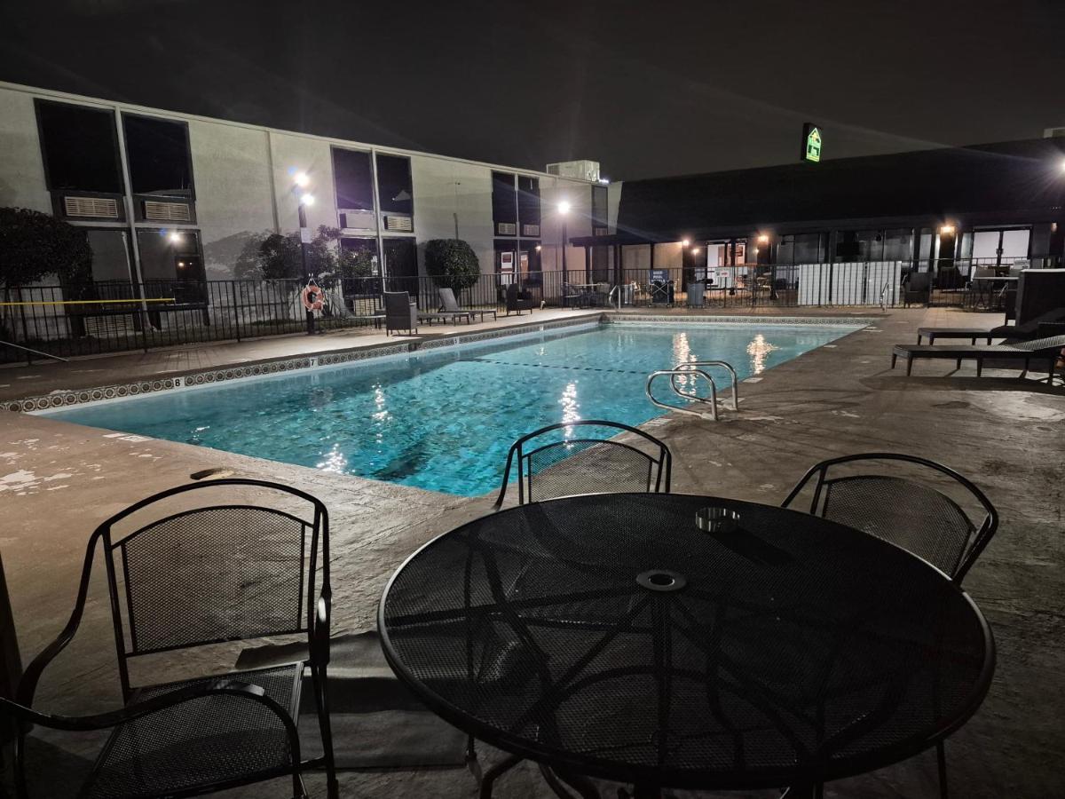  | The Inn and Suites at 34 Fifty