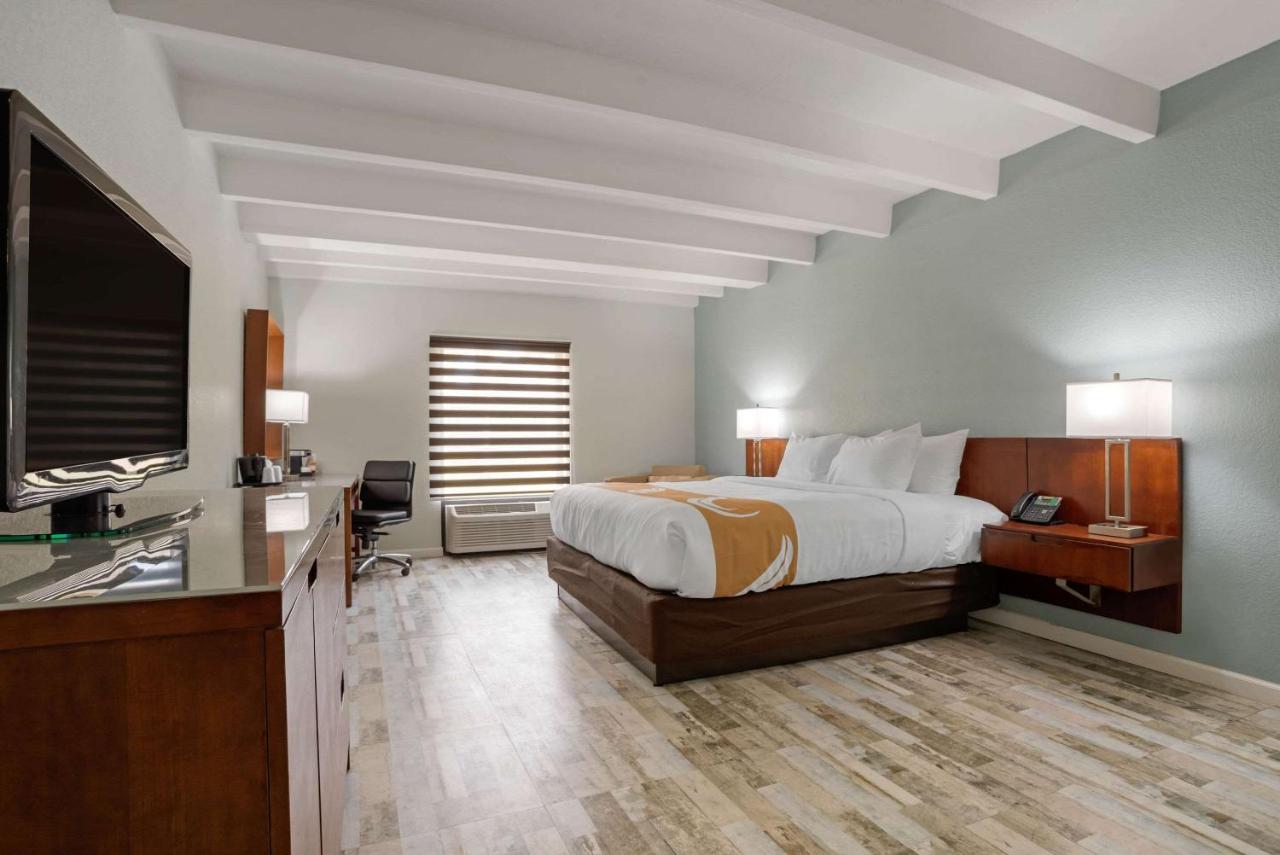 King Room - Non-Smoking at Quality Inn Fort Walton Beach - Destin West