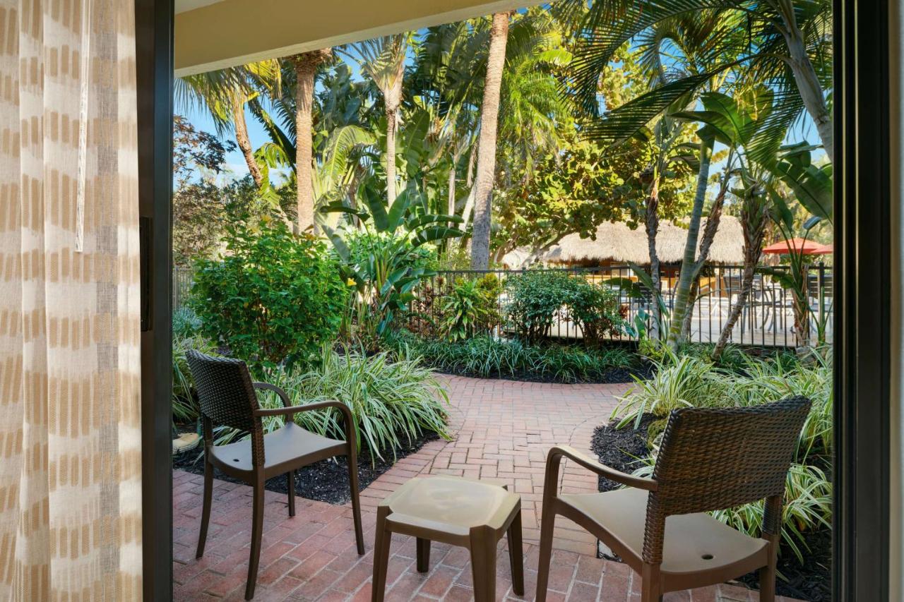 | Best Western Naples Inn & Suites