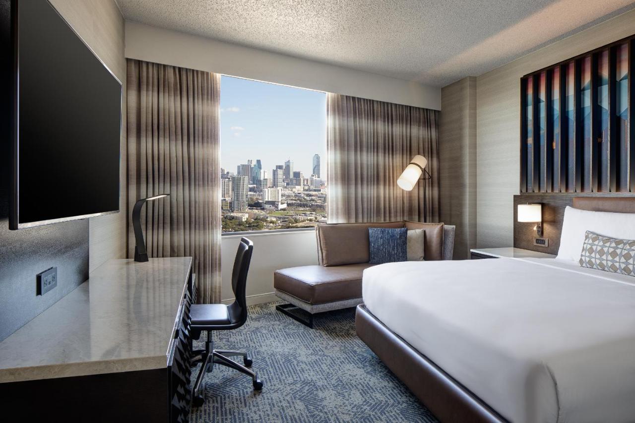 King Room at Renaissance Dallas Hotel