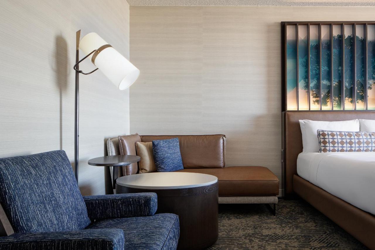 Queen Guest Room with Two Queen Beds at Renaissance Dallas Hotel