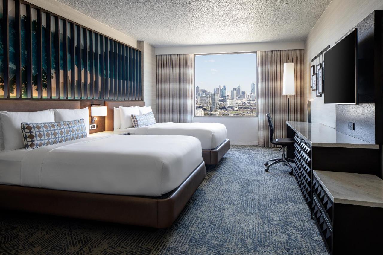 | Renaissance Dallas Hotel