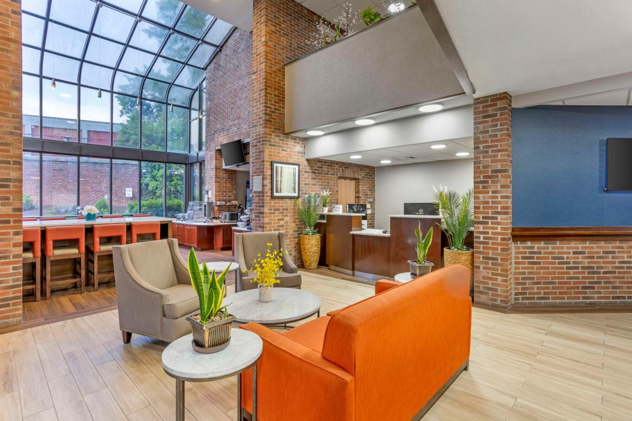 | Best Western Danbury/Bethel