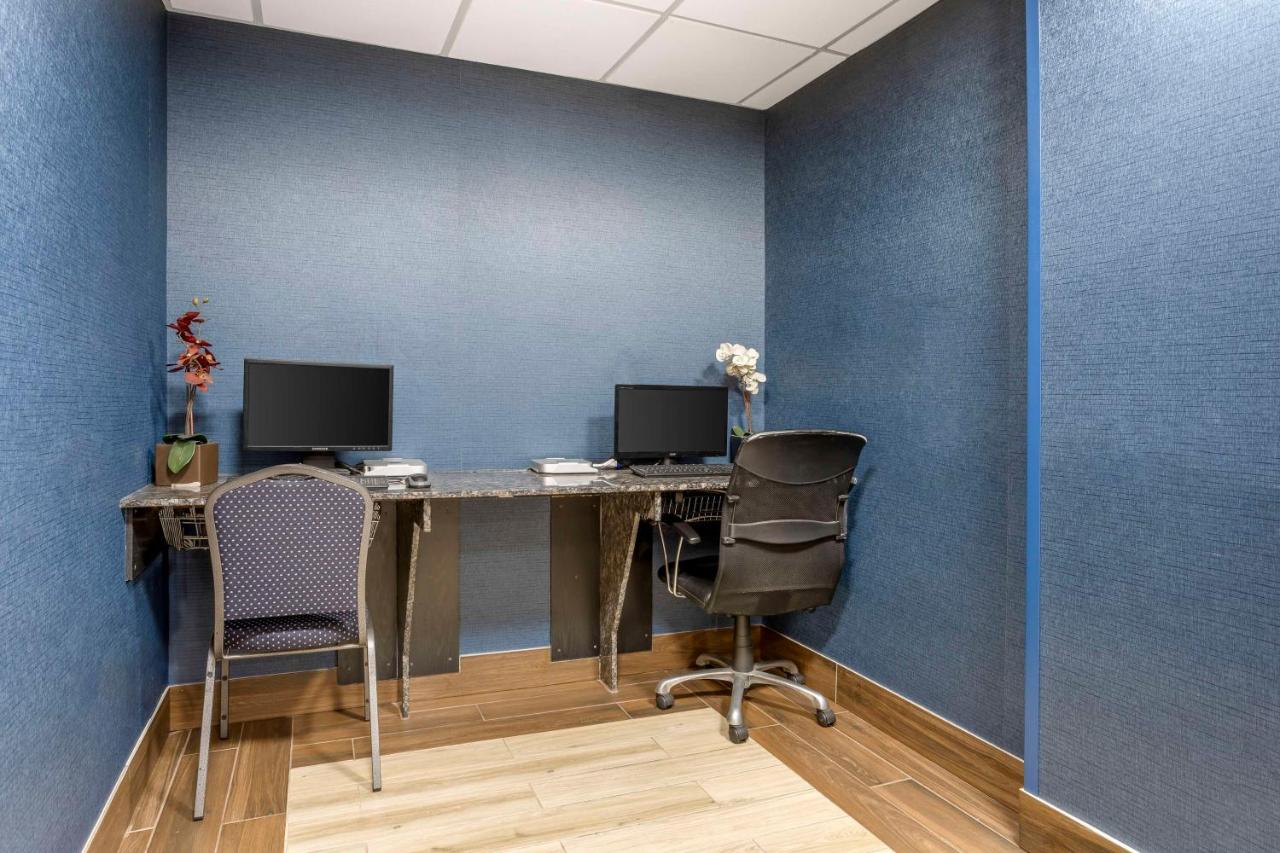 | Best Western Danbury/Bethel