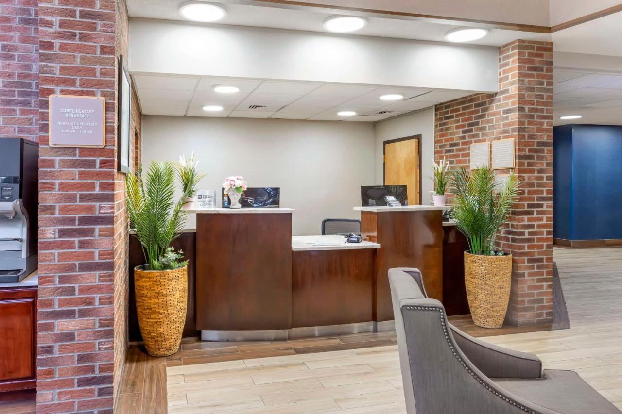 | Best Western Danbury/Bethel